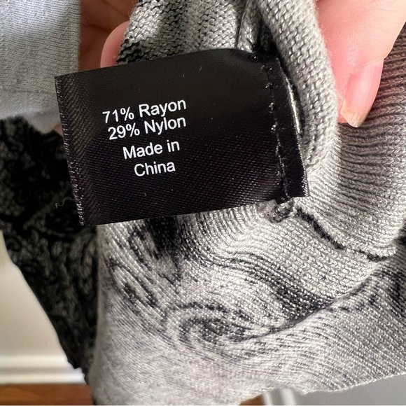 Lane Bryant Cardigan Gray Black Paisley Lace 14/16 - Picture 11 of 11